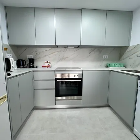 Apolo16 2 Appartement *