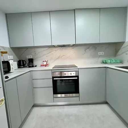 Apolo16 2 Appartement *